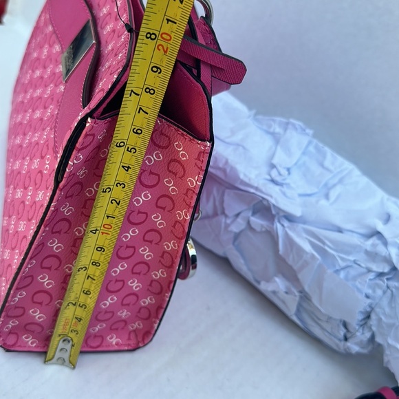 New GUESS Pink Crossbody Bag - Picture 11 of 11